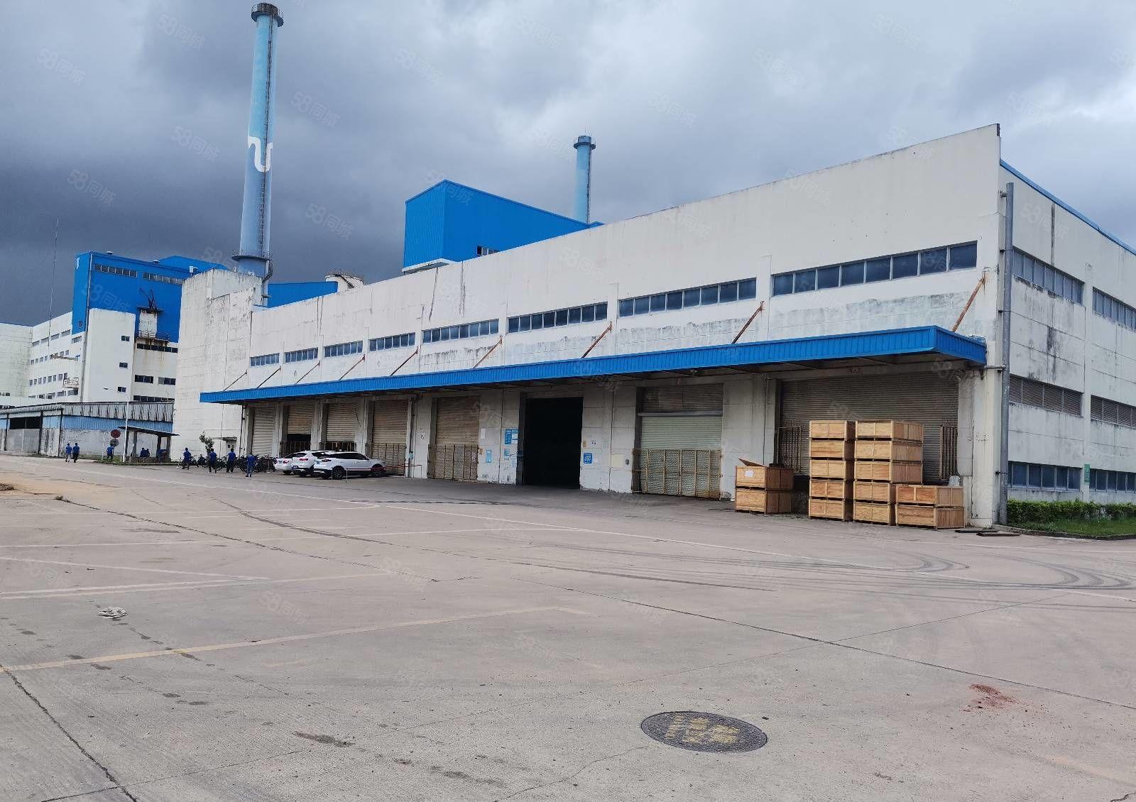 深圳坪山15000平方米仓库出租，层高12米，可以分租