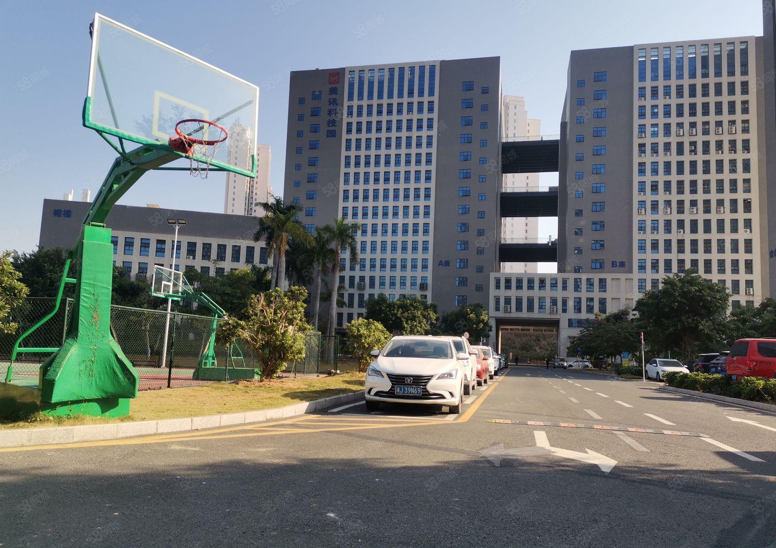 深圳市坪山区坑梓原房东红本整层2000平方米，厂房出租