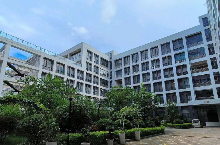 坪山地铁口红本厂房新世纪科技园100平起1000平园区形象好