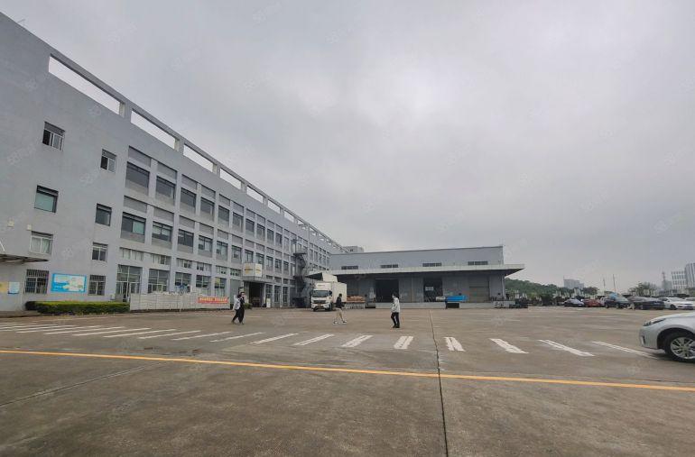 坪山沙田地铁口现成装修厂房仓库办公室2000平方低价出租可分