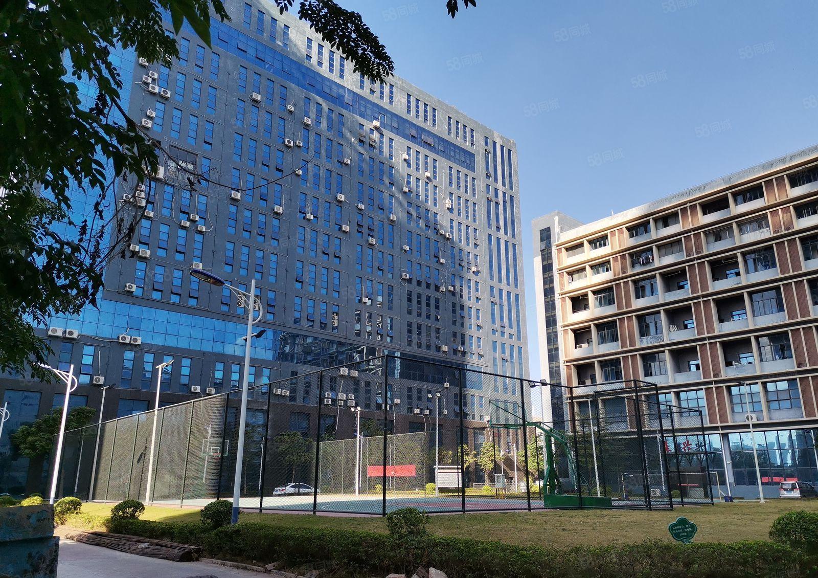 各种大小面积都有，坪山大工业区研发办公厂房出租，有补贴带装修