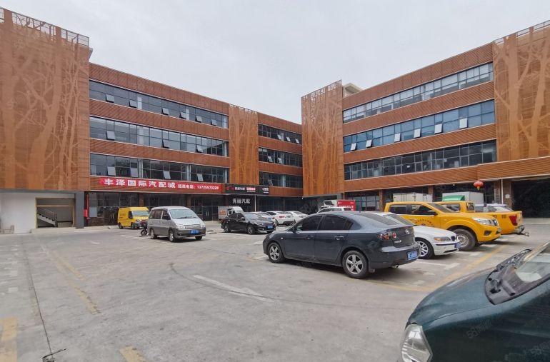 坪山南坪快速入口旁2000平带喷淋一楼厂房出租现成办公室