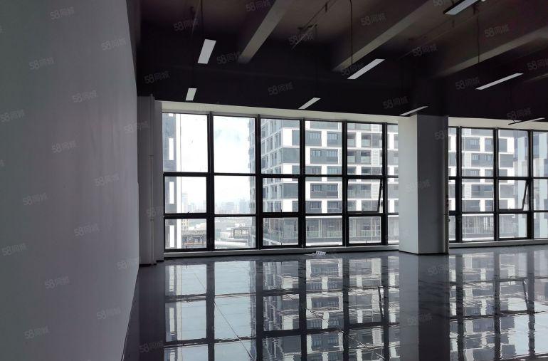 深圳市坪山区原房东精装修100平米，办公室仓库，研发厂房出租