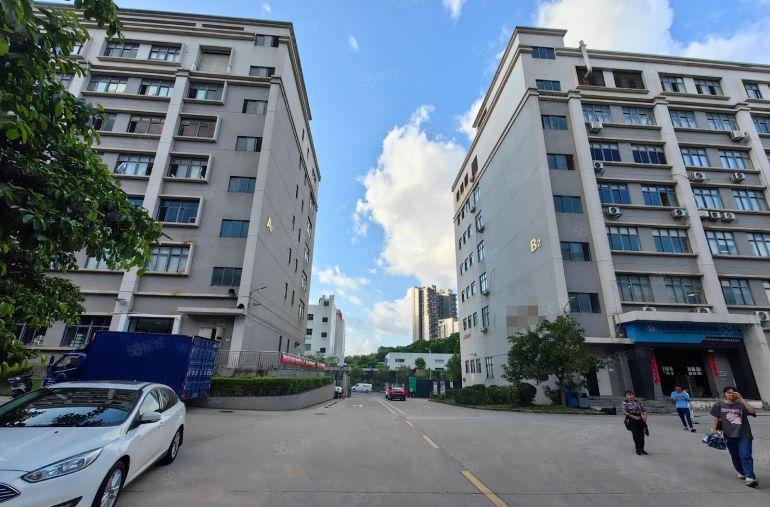 坪山大工业区原房东科技园3楼1000平带装修办公仓库厂房出租