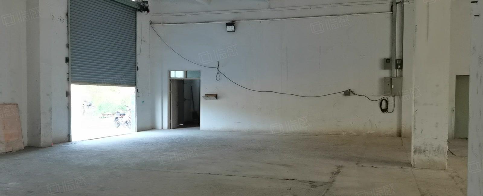 高5.5米一楼坪山石井上村工业区附近原房东独院800平空地大