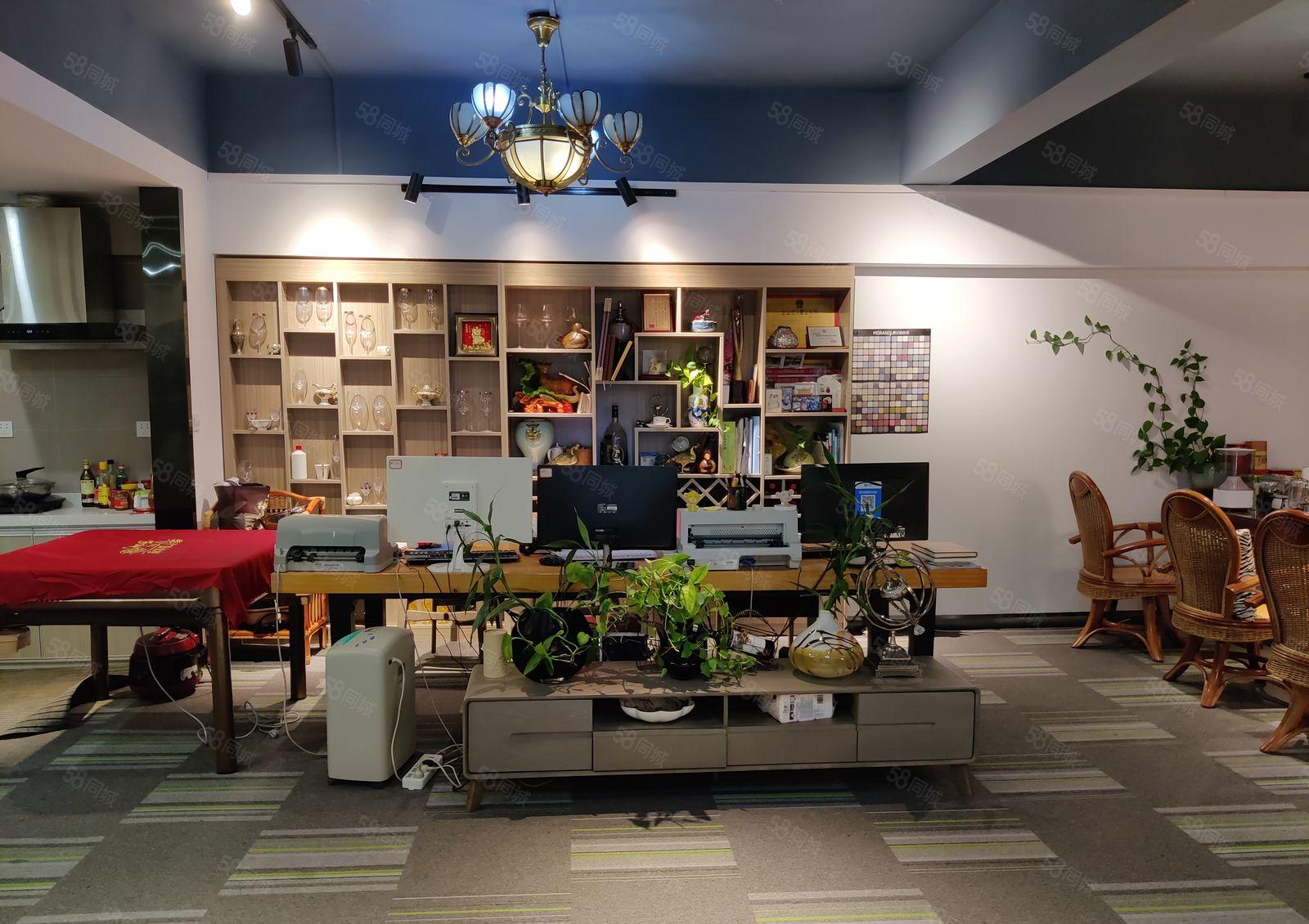 坪山宝山工业区新出1000平厂房现成装修办公室！特价出租