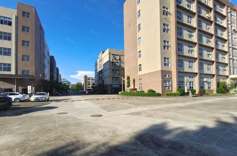 坪山坑梓沙田地铁站原房东1楼1000平层高6米带行车厂房出租