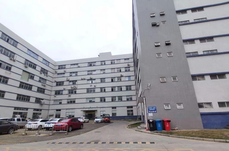 坪山精装修厂房出租200平起工业园工业仓库一楼出租超大空地