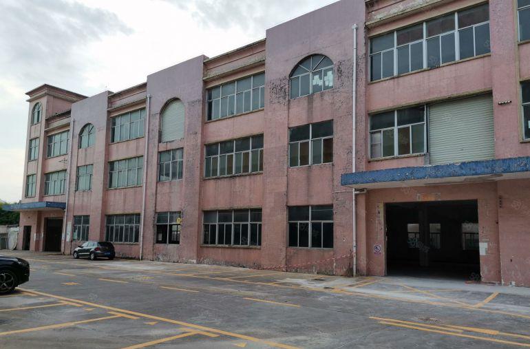 坪山大道金沙第二工业区厂房出租，A栋厂房三层