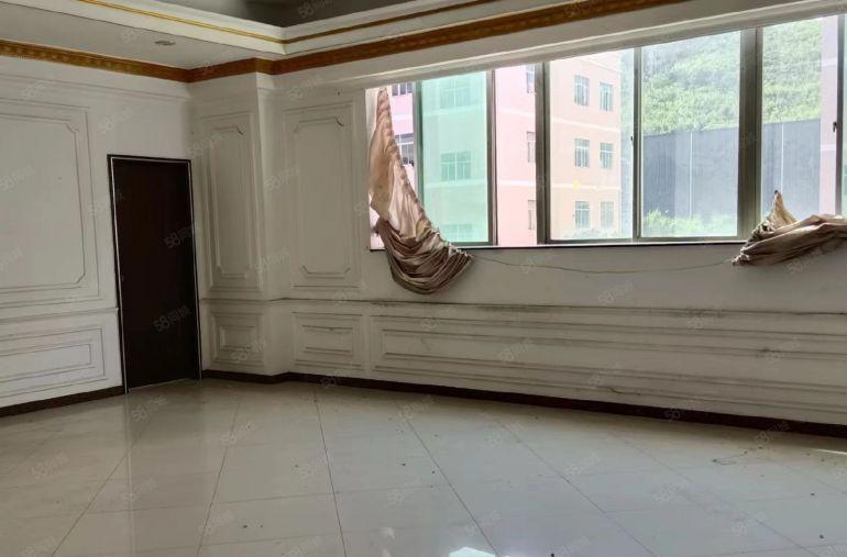 坪山坑梓地铁口1000平厂房仓库低价18元出租500平可分租