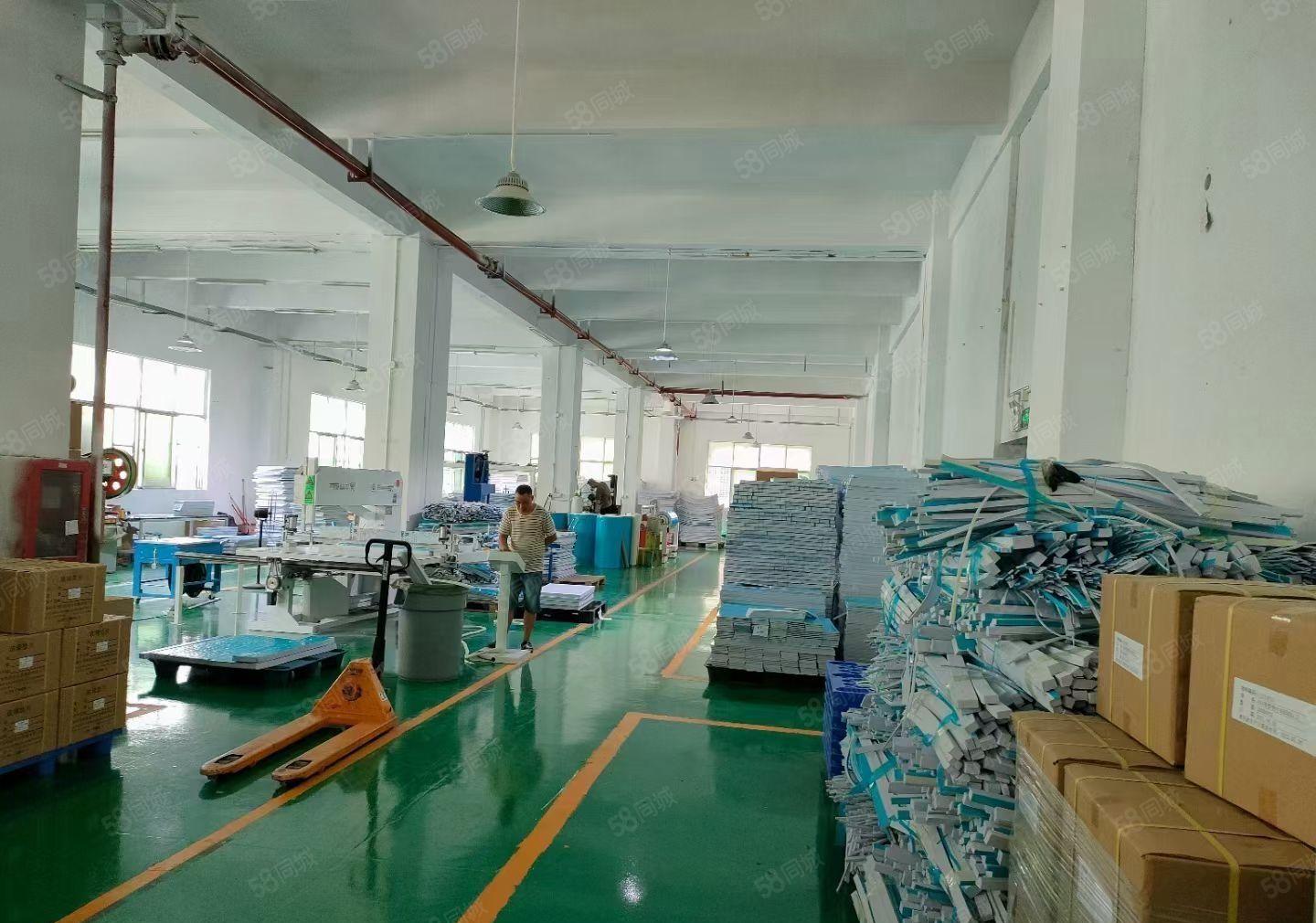 业主直租坪山中心工业区1楼1000平红本仓库厂房实际面积出租