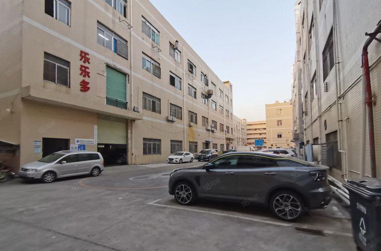 15元起租坪山5000平独门独院厂房出租空地大可分租