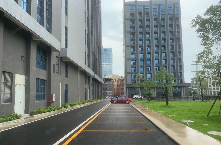 坪山比亚迪附近原房东500平米带牛角红本五金仓库研发厂房出租