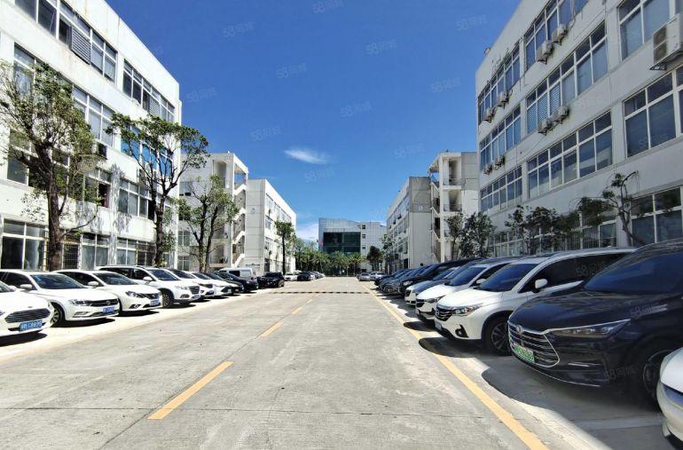 坪山坑梓地铁站旁原房东楼上500平方精装修办公室厂房仓库出租