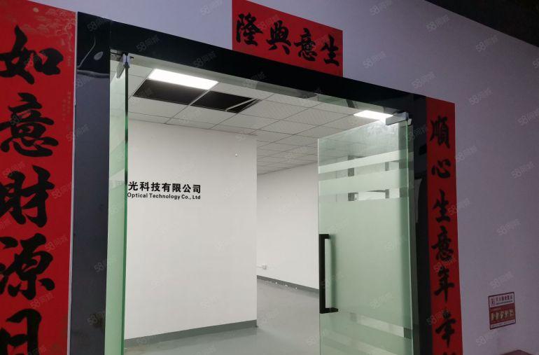 深圳市坪山区带装修500平米红本厂房出租，装修完好，水电齐全