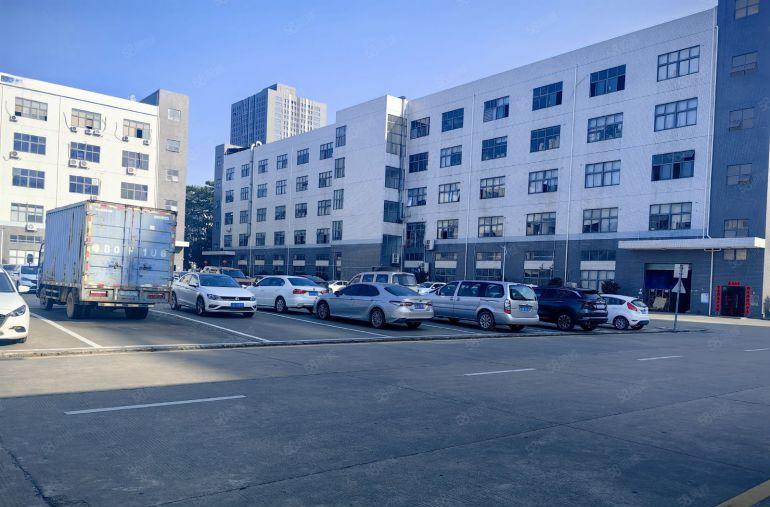 坪山大工业区原房东红本一楼2000平方厂房仓库出租大小可分租