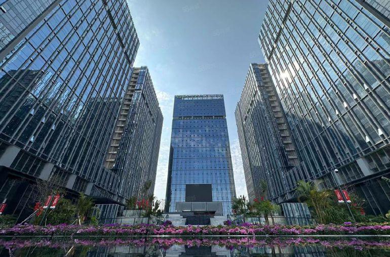 坪山多彩硅谷厂房业主直租50~4000配套齐全