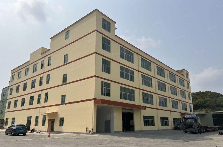 坪山区石井红本标准厂房1楼1300平出租，可300起分租