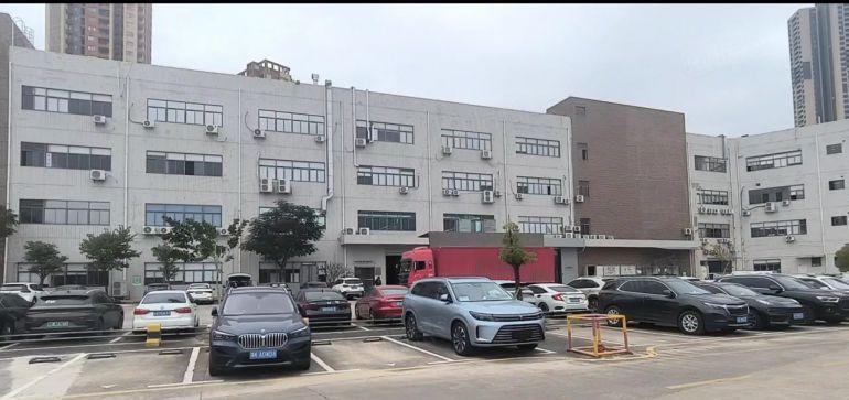 200平起坪山地铁口原房东厂房20000平园区出租大小可分租