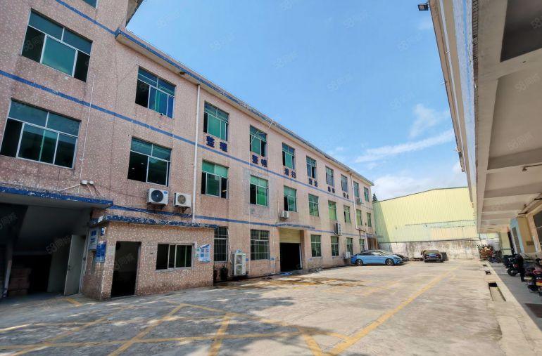 免租期3个月坪山中心双地铁口标准小院子13元位置好合同期长