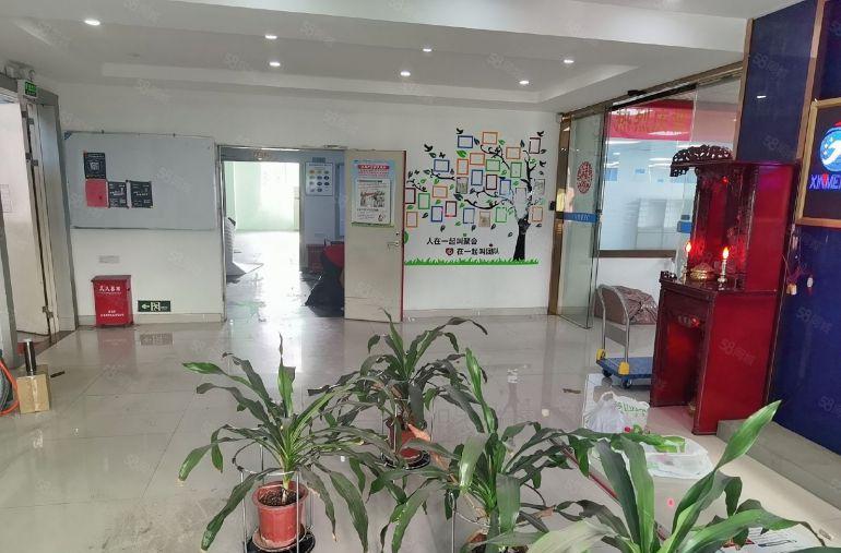 坪山坪大工业区带装修原房东2000平厂房可分租 低价仓库出租