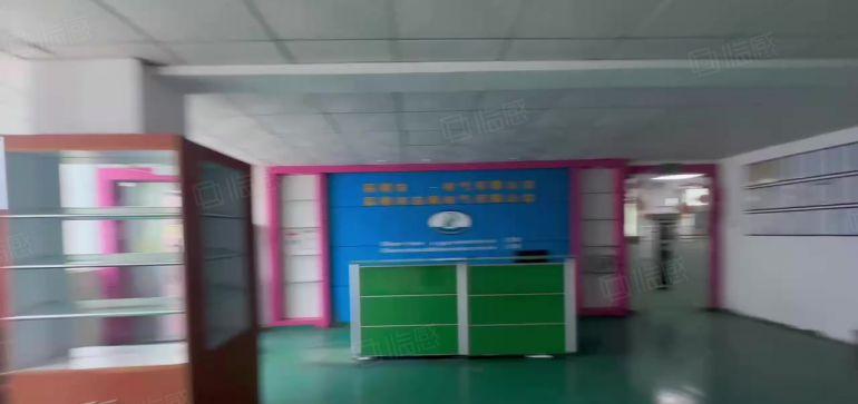 16元坪山地铁口附近500平整层精装修厂房出租