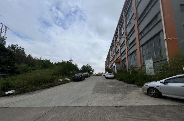 坪山原房东高13米钢构厂房16000平仓库出租带红本实际面积