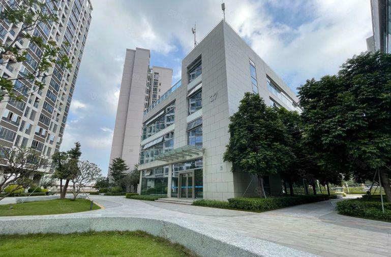 企业独栋 地铁口高新企业园区2100平1至3层厂房出租带装修