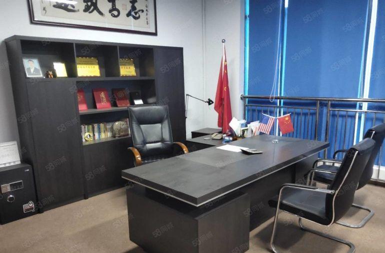 龙岗新生新出一楼二楼各1200平带现成装修厂房出租大小可分租