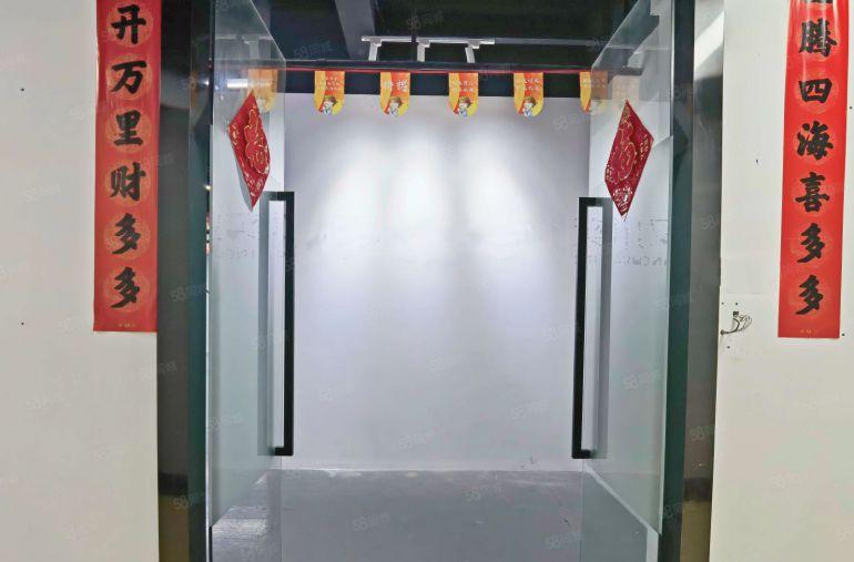 西丽13号线地铁站 新出园区500平厂房 带精装修 租29元