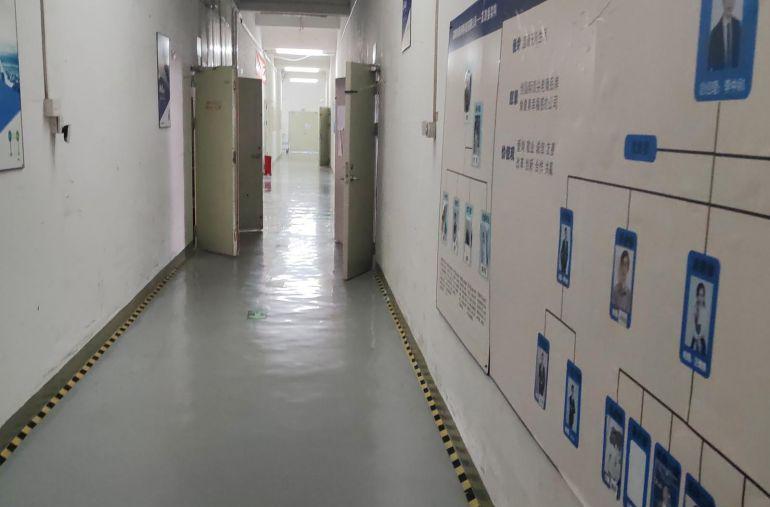 11号线桥头附近精装修厂房3500平可分租