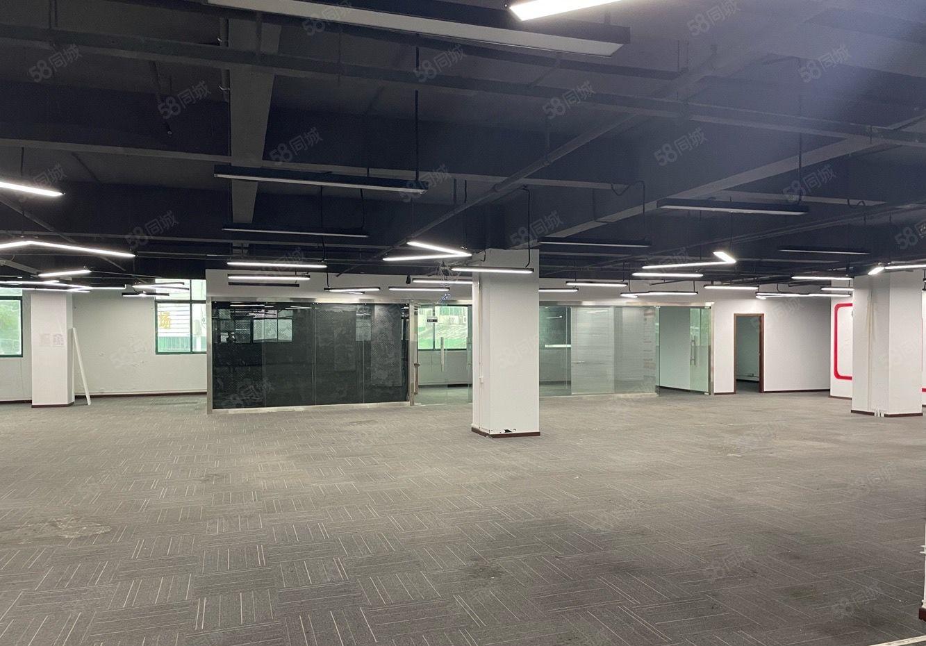 西丽珠光地铁口，一手物业单层1100平至2200平办公室出租