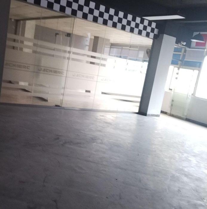 免租2个月！特价精装写字楼150平方3000