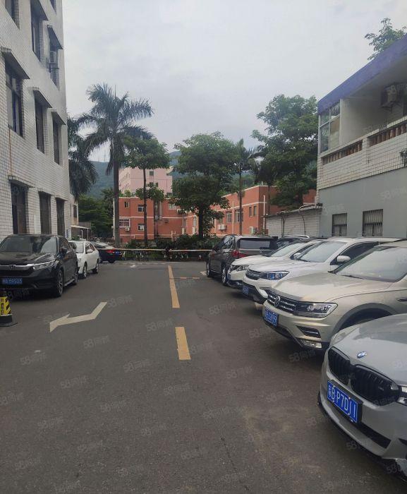 盐田地铁口2800平方厂房仓库办公业主直租