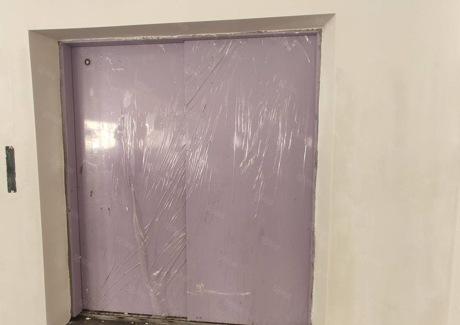 东莞大岭山镇中心一手房东红本独院厂房8层1.1万平可分租