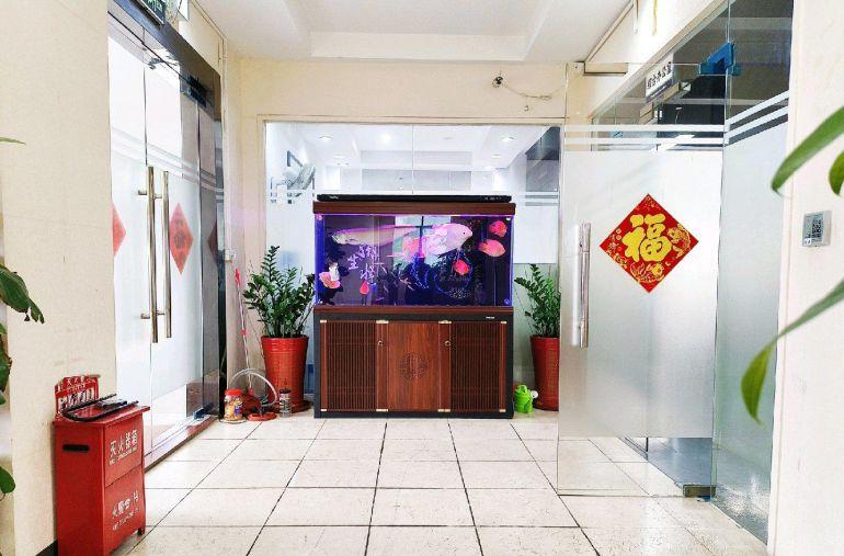 坂田1600平红本厂房，公摊面积小，一手房东