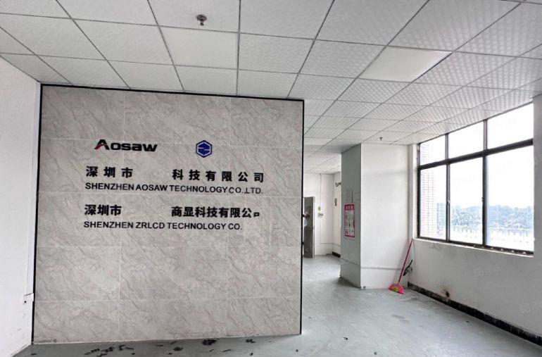 西丽地铁口500平精装厂房，现成装修，拎包入驻