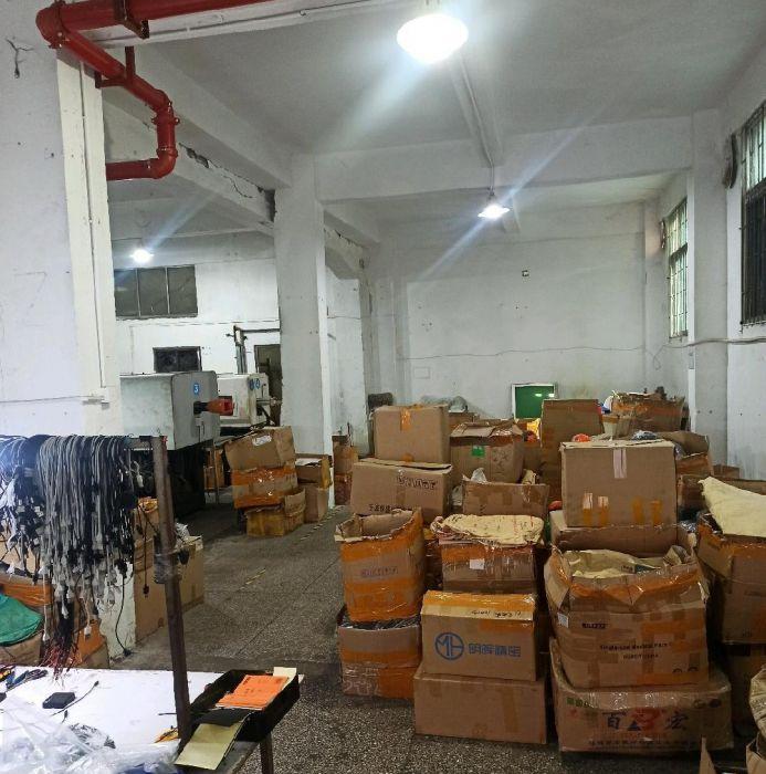 西乡固戍正规工业区交通便利工厂在一楼