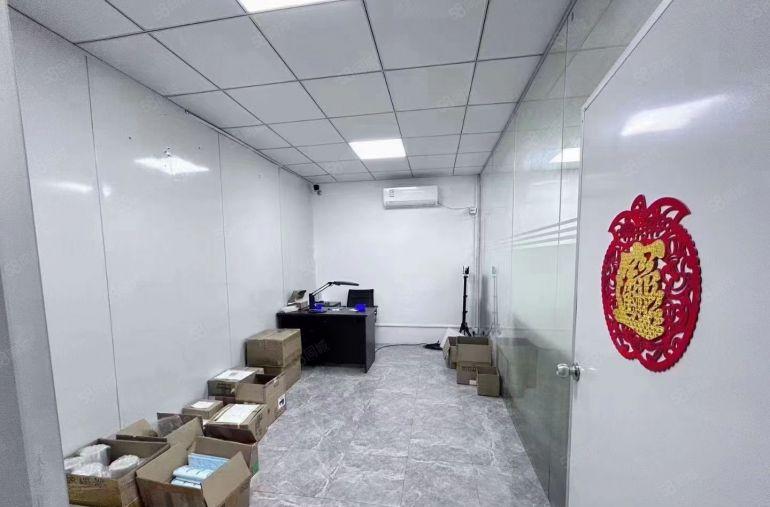 南山华侨城工业区楼上1000平厂房出租带现成装修可以拎包入住