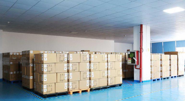 出租龙华龙胜地铁口龙军工业区260和1000平方厂房