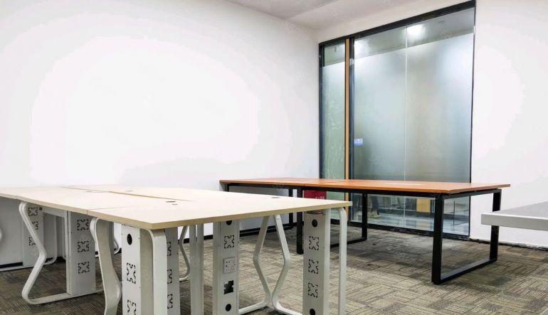 西丽大学城地铁口200平至3000平带装修办公室直租