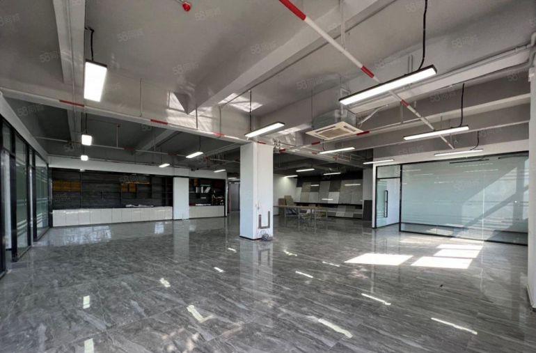 南山西丽留仙洞总部基地 研发办公厂房590平精装修 租金实惠