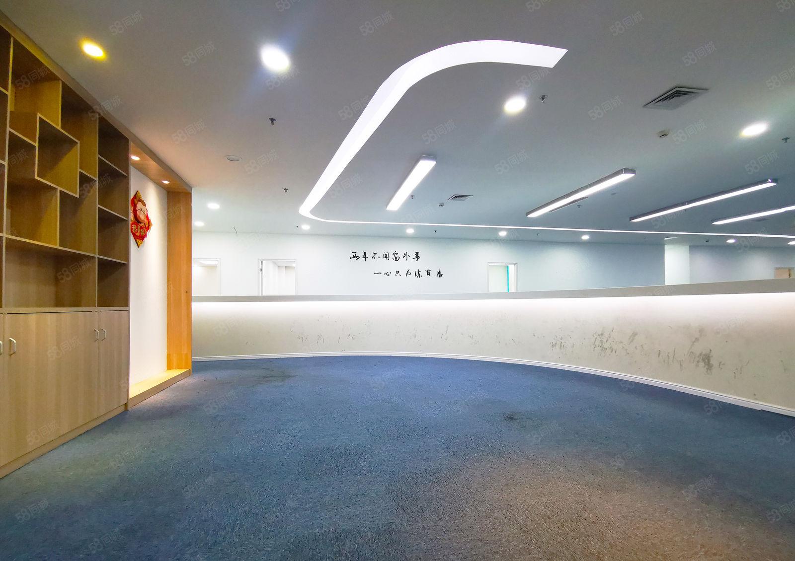 南山主干道边上 独院厂房2200平米 22个隔间精装修