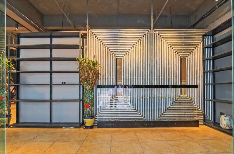 科技园350平一楼精装修厂房新出，可明火做饭，不限行业