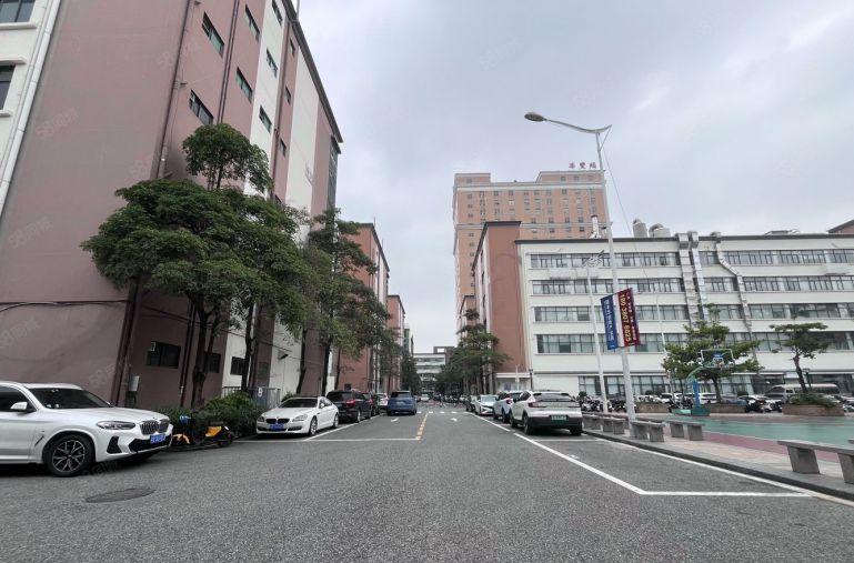 物业直降福田可定制装修200平起厂房出租 园区仓库大小面积出