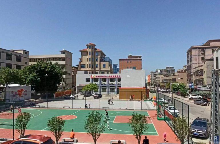 房东直租，3600平方厂房，一层900平方左右，4层。