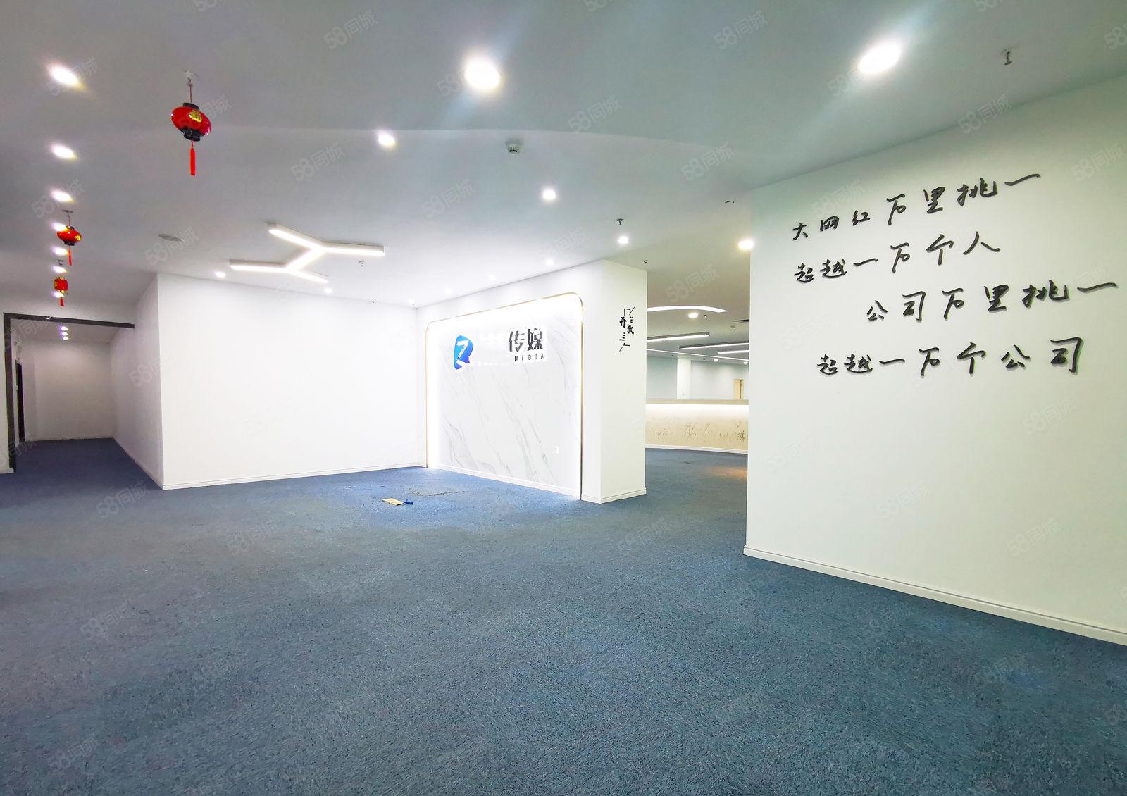 南山主干道边上 独院厂房2200平米 22个隔间精装修