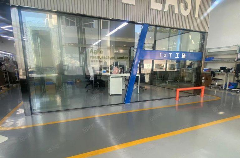 5米层高 西丽大学城地铁口 精装一楼550平 办公 展厅均可