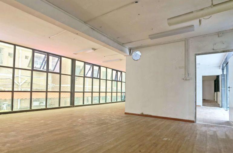 南山西丽 新出马路边上独门独院场地 600平方 人做饭