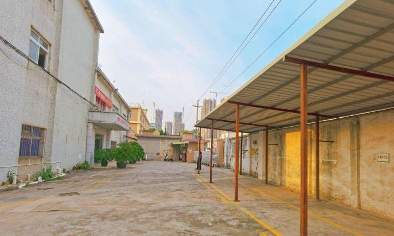 沙井地铁200米一楼1100平电商仓库厂房出租独门独院有宿舍